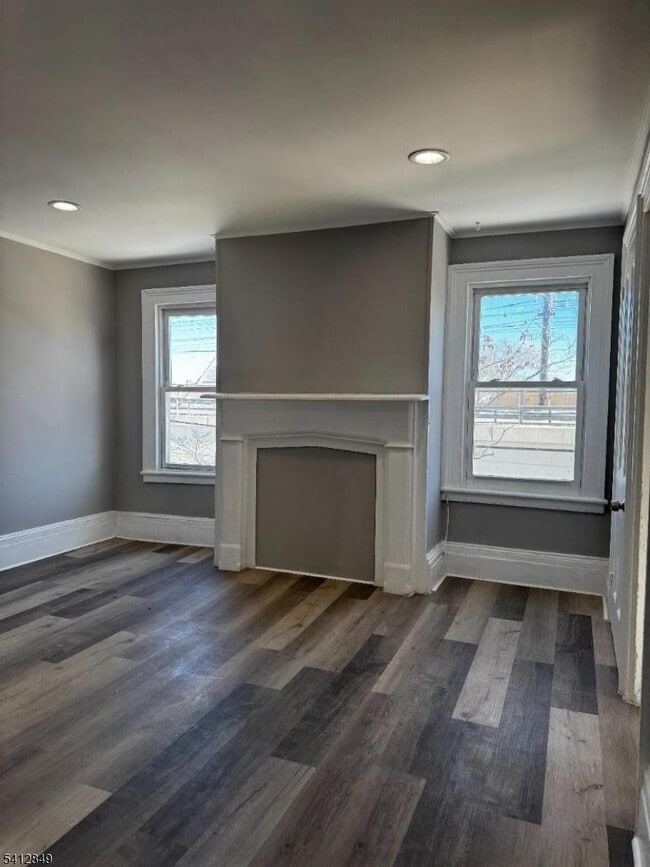 15 W Emerson Ave in Rahway, NJ - Building Photo - Building Photo