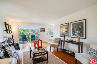 2308 Schader Dr in Santa Monica, CA - Building Photo - Building Photo