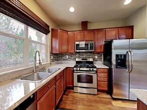 1014 Marble Hills Cir in Sparks, NV - Building Photo - Building Photo