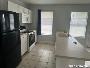 4911 Longfellow Blvd in San Antonio, TX - Building Photo - Building Photo