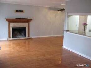 3 Sandlewood Ln in Ridgefield, CT - Building Photo - Building Photo