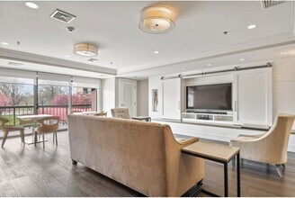 3920 Mystic Valley Pkwy in Medford, MA - Building Photo - Building Photo