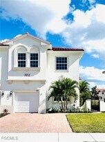 7030 Torino Terrace in Naples, FL - Building Photo