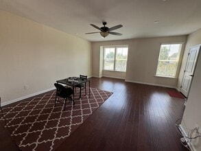 5645 Freewill Ln in Virginia Beach, VA - Building Photo - Building Photo