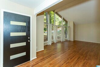 1928 Indian Lake Dr in Birmingham, AL - Building Photo - Building Photo