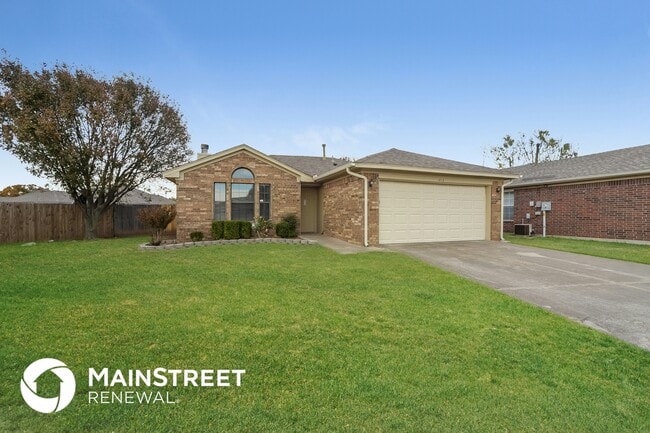 1413 Buena Vista Cir, Unit 2711 in Norman, OK - Building Photo - Building Photo