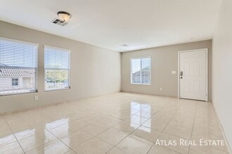 189 Carlsbad Caverns St in Henderson, NV - Building Photo - Building Photo