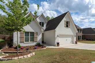 330330 Kinross Circle in Pelham, AL - Building Photo - Building Photo
