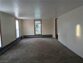 15401 Madison Rd in Middlefield, OH - Building Photo - Building Photo