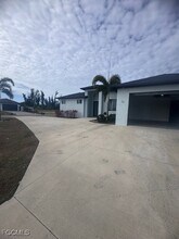 24 Chiquita Blvd S in Cape Coral, FL - Building Photo - Building Photo