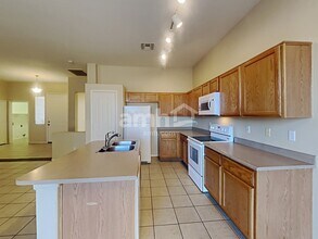 13544 W Ironwood St in Surprise, AZ - Building Photo - Building Photo