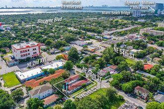 159-165 NE 56th St in Miami, FL - Building Photo - Building Photo