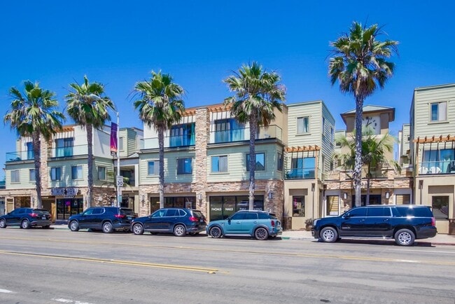 4151 Mission Blvd in San Diego, CA - Building Photo - Building Photo