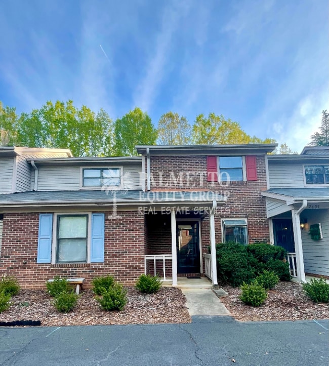 property at 2607 Cottage Pl