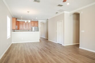 3092 Litchfield Dr, Unit USH-319 in Orange Park, FL - Building Photo - Building Photo