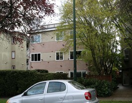1116 W 11th Ave in Vancouver, BC - Building Photo