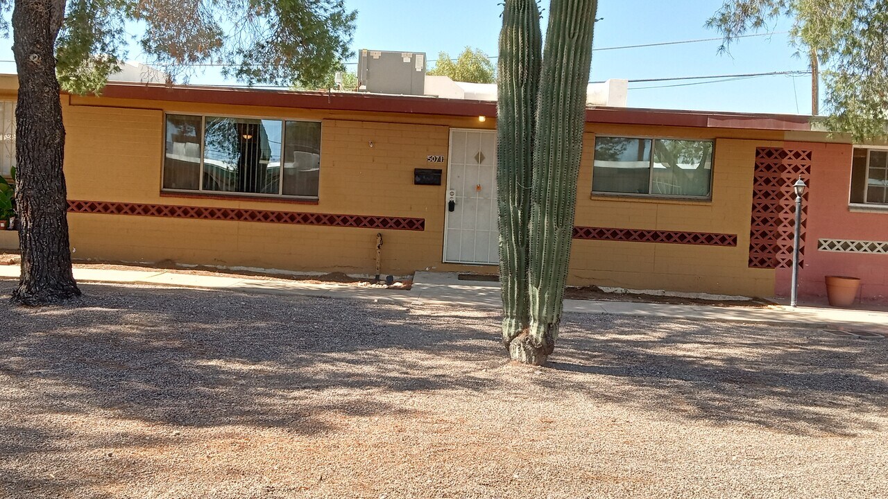 5071 S Cherry Ave in Tucson, AZ - Building Photo