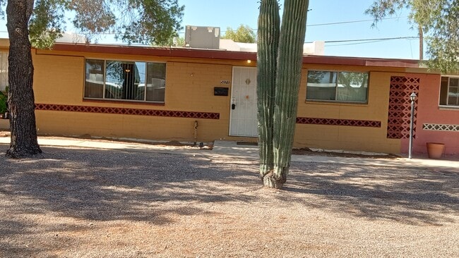 property at 5071 S Cherry Ave