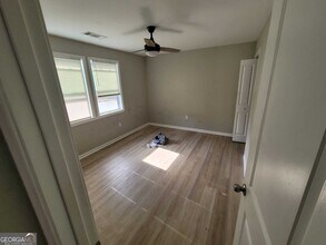 1559 Alma St SW in Atlanta, GA - Building Photo - Building Photo