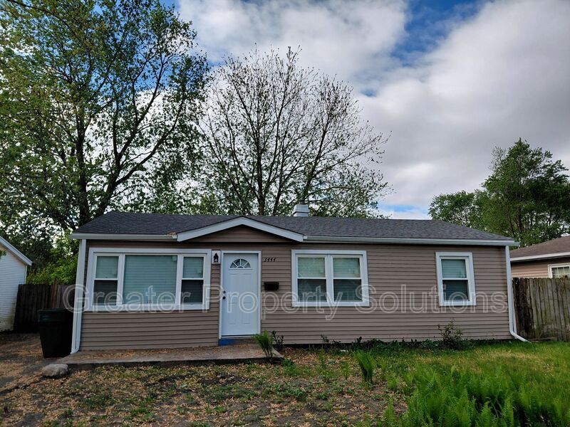 3444 163rd St in Hammond, IN - Foto de edificio