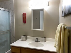 2312 Palisades Dr, Unit 1 in Lake Havasu City, AZ - Building Photo - Building Photo