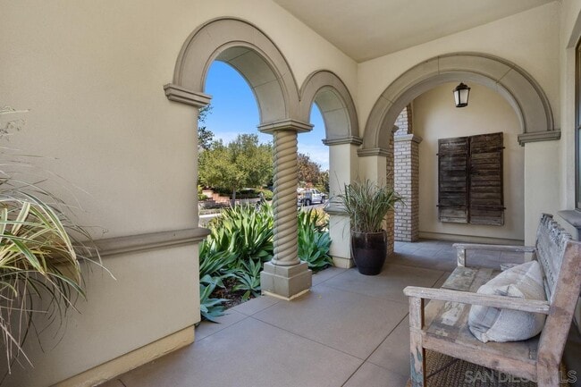10879 Equestrian Ridge Ct in San Diego, CA - Building Photo - Building Photo