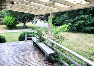 6614 E Mercer Way in Mercer Island, WA - Building Photo - Building Photo