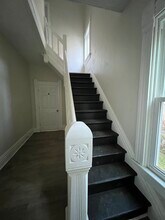 30 Douglas Ave, Unit A in Mansfield, OH - Foto de edificio - Building Photo