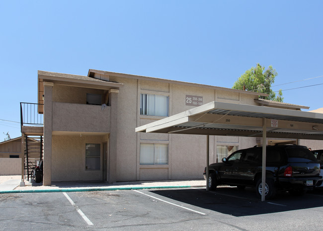 Building 25 in Mesa, AZ - Foto de edificio - Building Photo