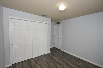 13 Universe Ct in Palm Coast, FL - Building Photo - Building Photo
