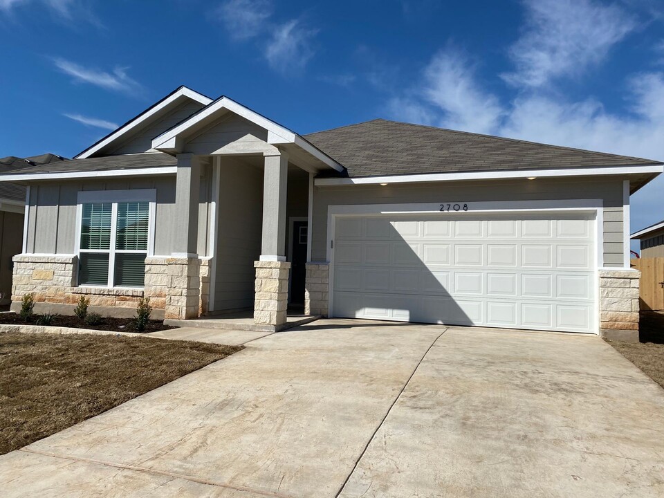2708 Fox River Dr in Temple, TX - Building Photo