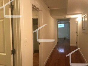 3 Camelot Ct in Boston, MA - Building Photo - Building Photo