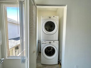 3545 Keystone Av, Unit 7 in Los Angeles, CA - Building Photo - Building Photo