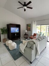 1352 Monarch Cir in Naples, FL - Building Photo - Building Photo