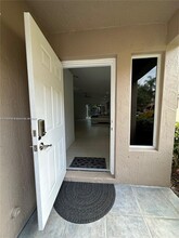 1402 Sabal Trail in Weston, FL - Building Photo - Building Photo