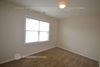 1383 Sandrock Ln SW in Atlanta, GA - Building Photo - Building Photo