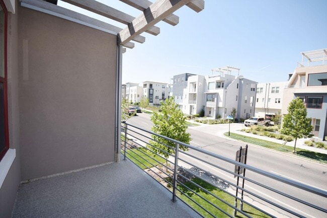 4517 Daybreak Rim Way in South Jordan, UT - Building Photo - Building Photo