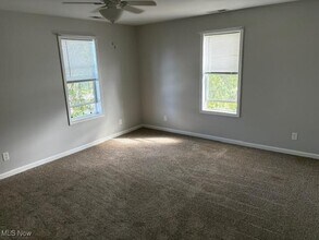 332 2nd St NE in New Philadelphia, OH - Building Photo - Building Photo
