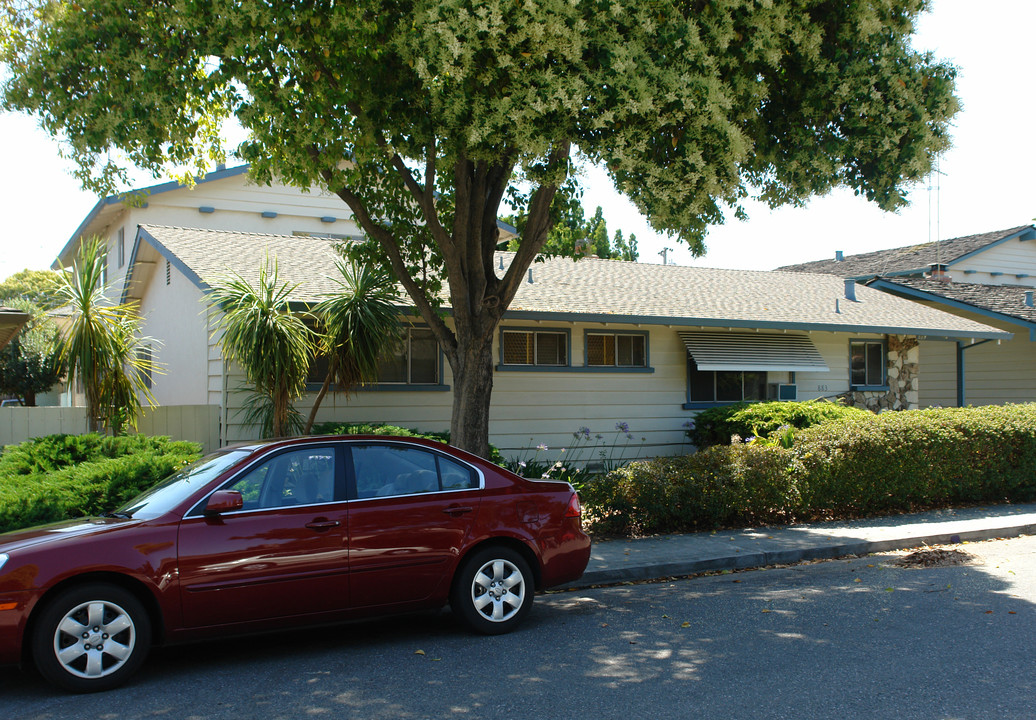 883 Gallatin Dr in Santa Clara, CA - Building Photo