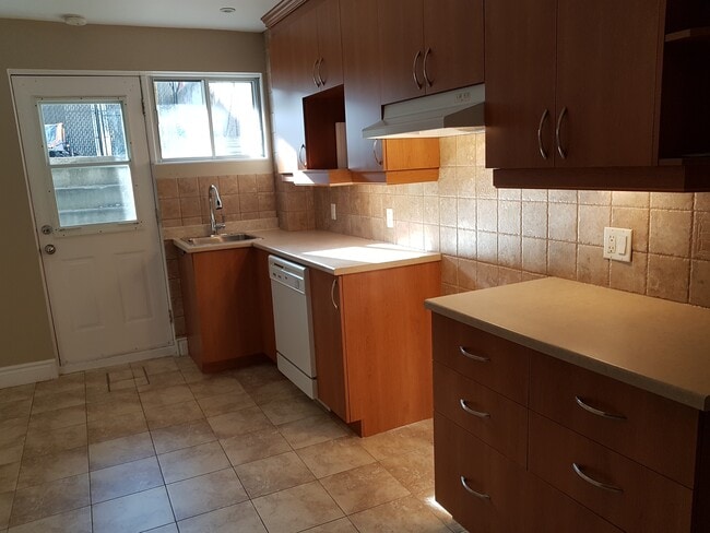 7214 Durocher Rue in Montréal, QC - Building Photo - Building Photo