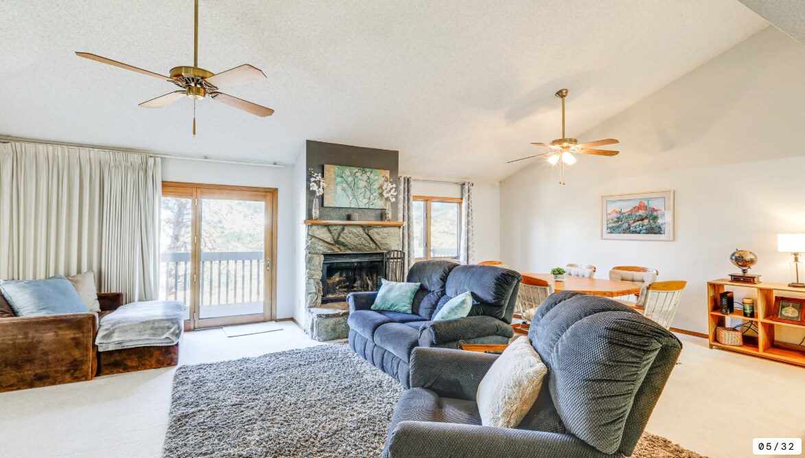 2665 N Valley View Rd, Unit 10124 in Flagstaff, AZ - Building Photo