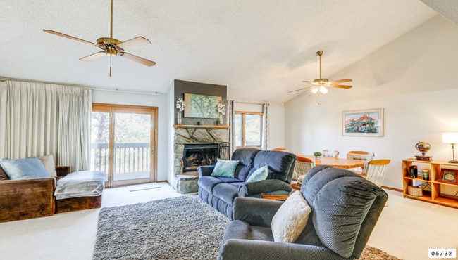 property at 2665 N Valley View Rd