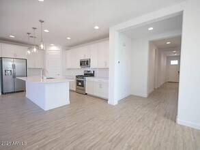 18780 W Cortez St in Surprise, AZ - Building Photo - Building Photo