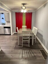 8114 Terry St in Philadelphia, PA - Foto de edificio - Building Photo