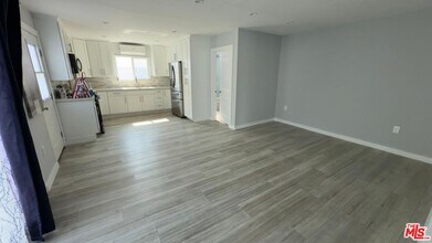 515 Myrtle St in Glendale, CA - Foto de edificio - Building Photo