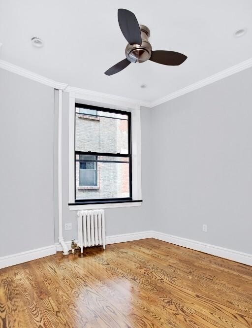 326 E 35th St in New York, NY - Building Photo - Building Photo