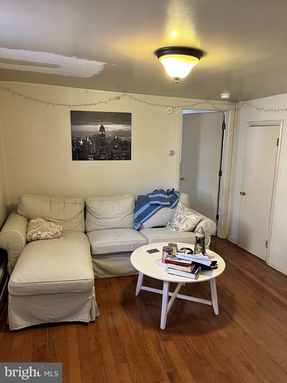 1220 Pine St in Philadelphia, PA - Building Photo - Building Photo