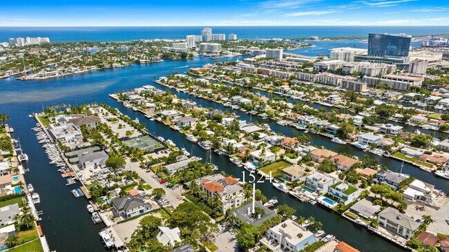 1524 SE 12th St in Fort Lauderdale, FL - Building Photo - Building Photo