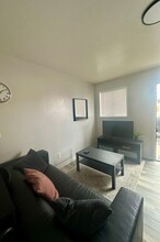 717 S Laguna Ave in Farmington, NM - Building Photo - Building Photo