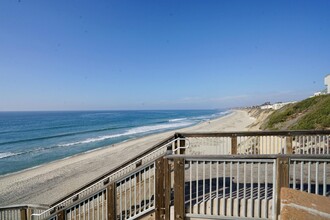 190 Del Mar Shores Terrace in Solana Beach, CA - Building Photo - Building Photo